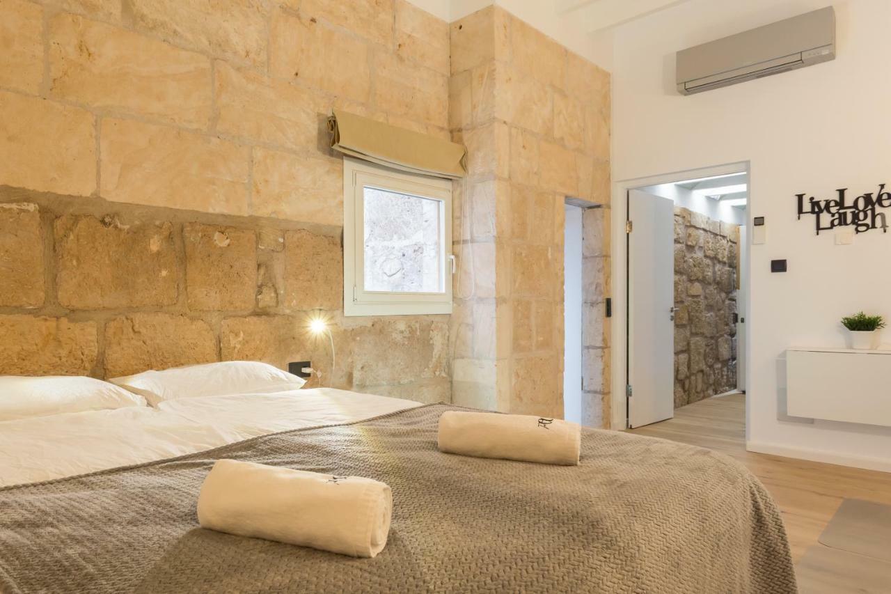 Apartment Cave
